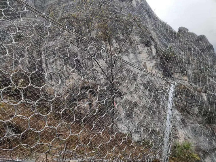 RXI-150型環(huán)形被動(dòng)防護(hù)網(wǎng)