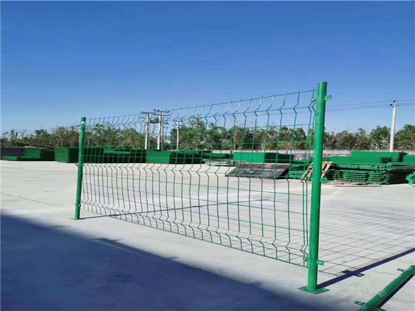 雙邊絲護(hù)欄